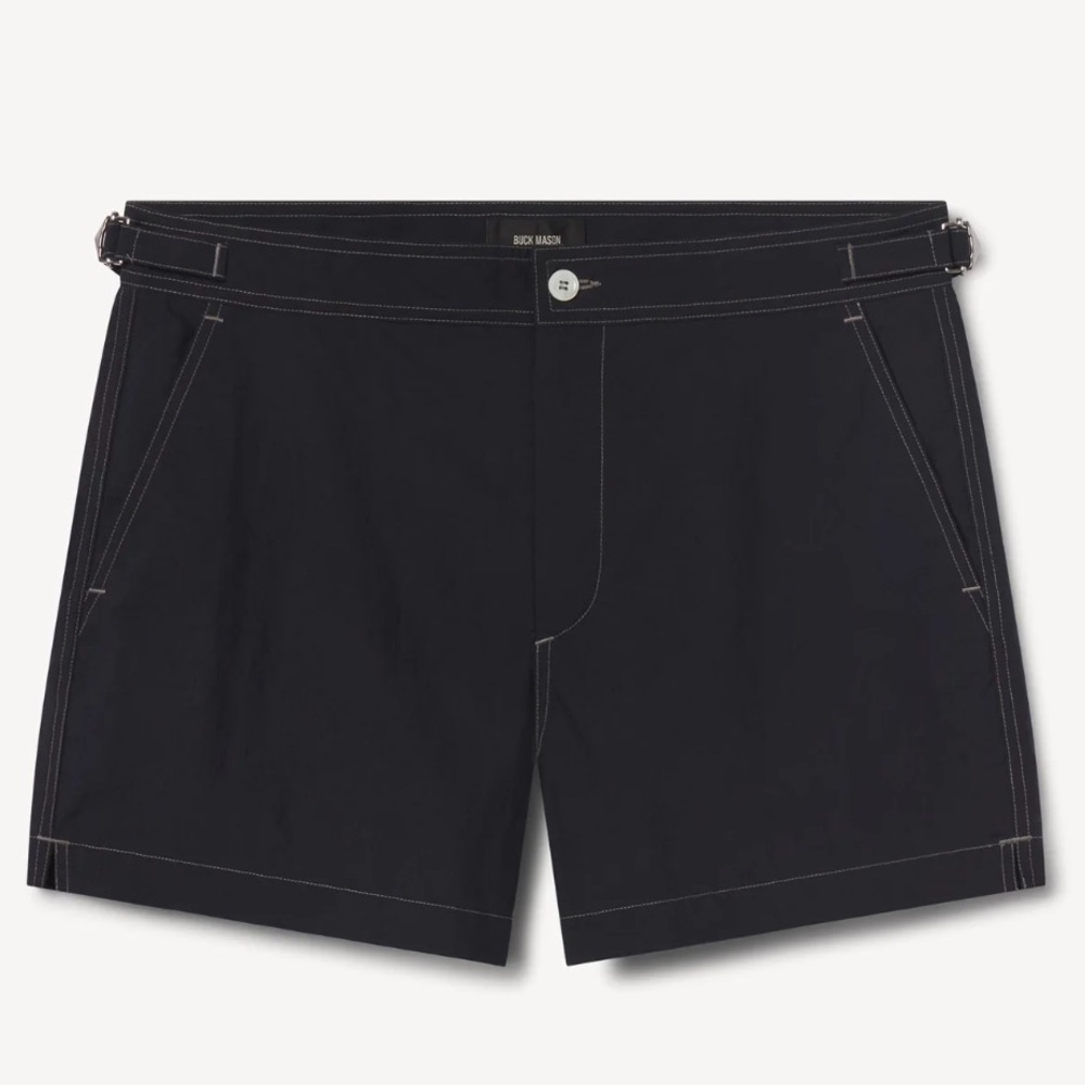 NEWPORT NYLON SWIM SHORT
Classic fit, midcentury-style nylon resort short.